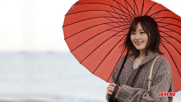 A mum of one who lives in Tokyo’s Sugi Ward and works as a cashier at a supermarket during the day suddenly becomes a cheated wife. When the two cheated on each other impulsively vent their frustrations to each other, they find that their bodies are so compatible that they can’t stay apart. Hikari Aozora START-305