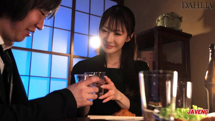 On the eve of her deceased husband’s funeral, she has some inappropriate sex with his best friend, which awakens her into a cock-crazed state…and before she knew it, it was a massive orgy. Naho Ozawa DLDSS-421