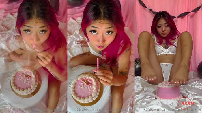 Cannabunni3 Licks Her Own Feet Covered In Cake