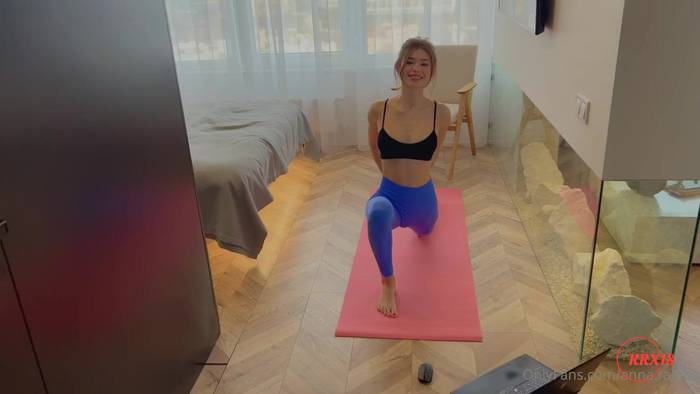 Anna Ralphs Gets Stretched After Yoga