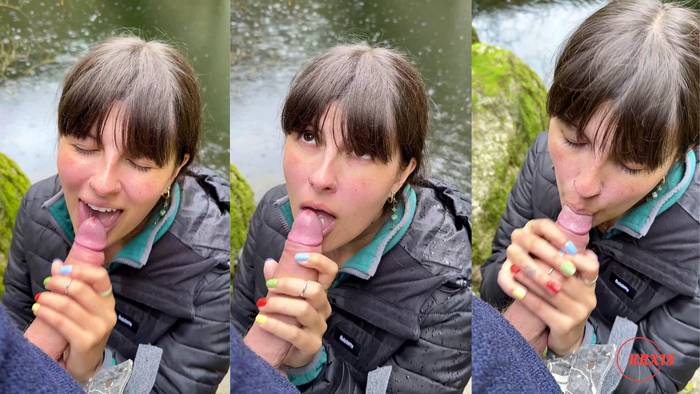 Boatbunny Gives Her BF A Blowjob In The Woods