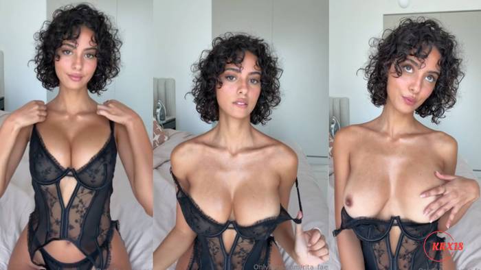Rita Faez Teases And Flaunts Her Boobs