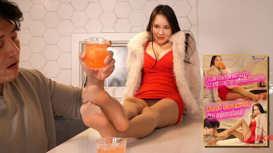 The taste of my bartender girlfriend’s feet soaked in alcohol